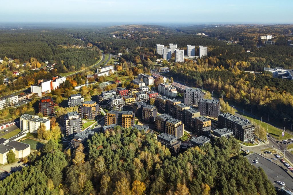 Buvusioje apleistoje Lietuvos kino studijos teritorijoje keturiais etapais sukurta išskirtinė moderni gyvenvietė.