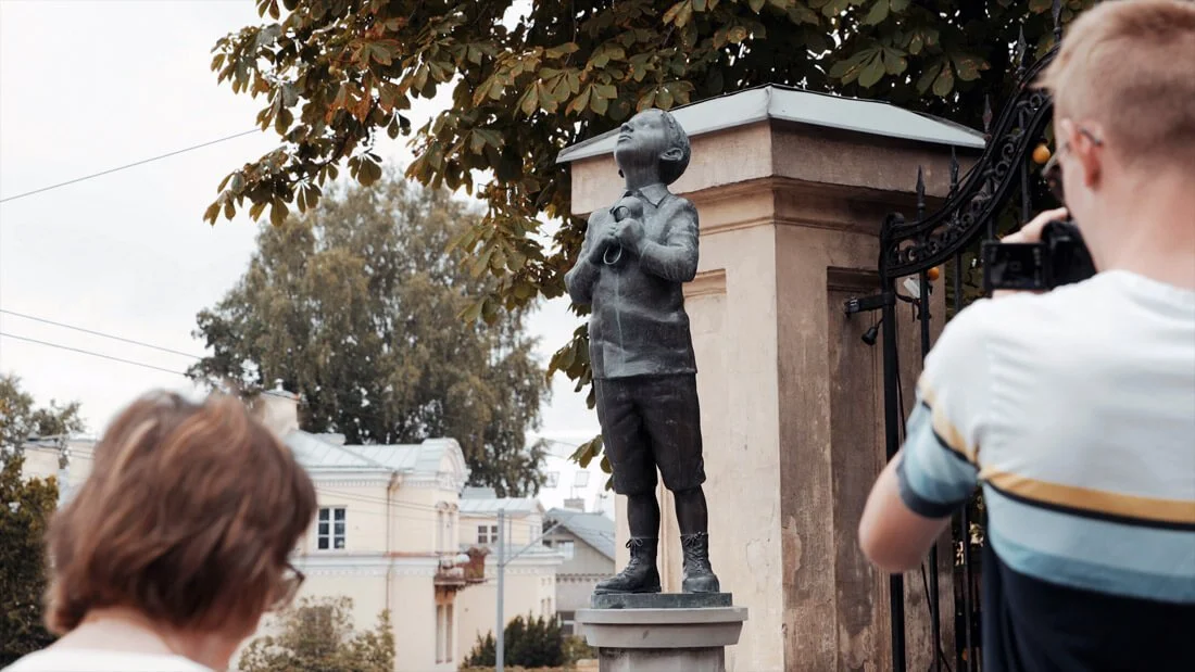 Romainas iš Didžiosios Pohuliankos 1 Romainas Gary