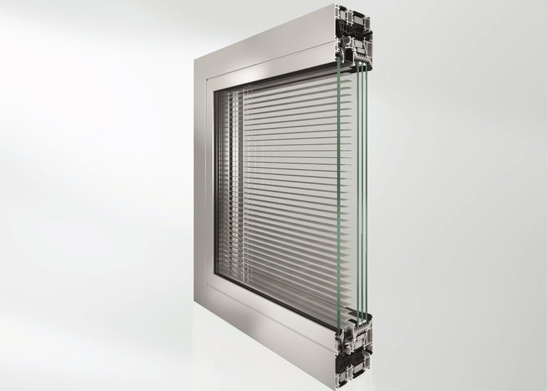 3 plus 1 window with integrated blinds 1