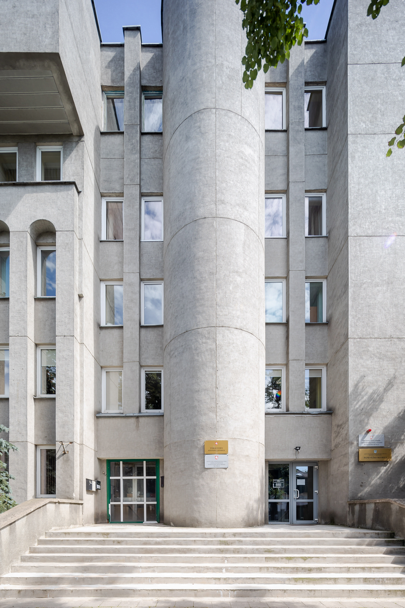 Administracinis pastatas buv. Informacinio skaičiavimo centro priestatas ©Norbert Tukaj