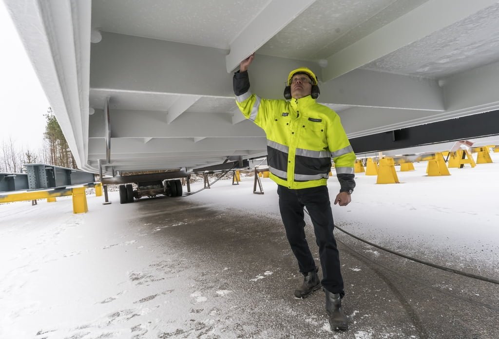 Infrastruktūros konstrukcijų dažymas: kaip užtikrinti investicijų ilgalaikiškumą? 3 Tikkurila Ruukki Ylivieska Heikki Wilen Jännevirta bridge bar 9755 9746