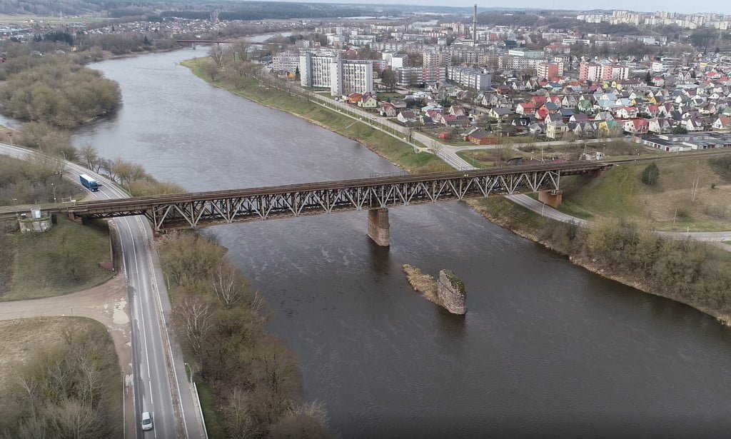 Siuo metu BIM praktikas „INHUS Engineering taiko Jonavos gelezinkelio tilto rekonstrukcijos projekte