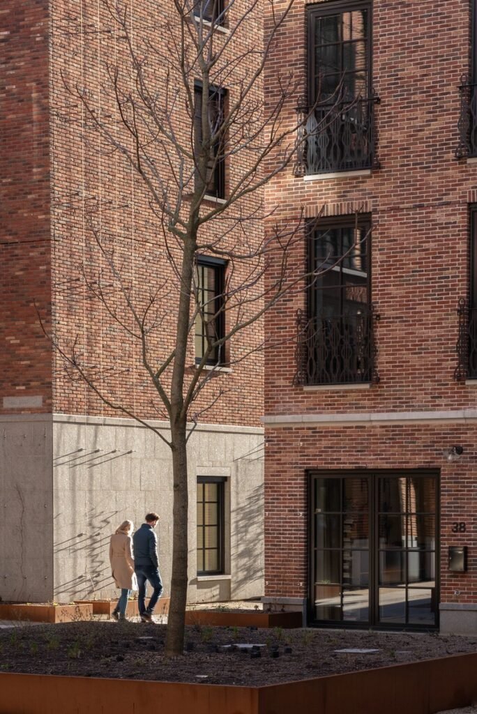 Architektai: CULD Design, INBO, Juurlink [+] Geluk, Jvantspijker & Partners little c rotterdam