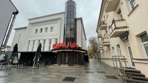 Kino teatras „Romuva“ po rekonstrukcijos (vaizdas nuo Laisvės al.). M. Zajankausko nuotr.