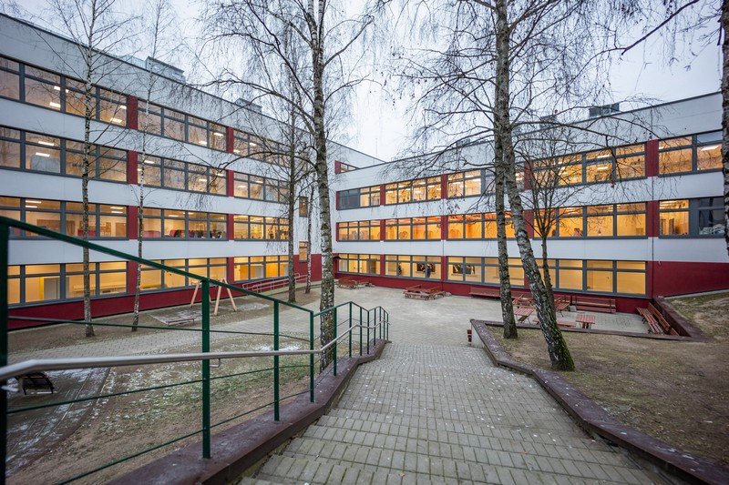Vladislavo Sirokomlės gimnazija