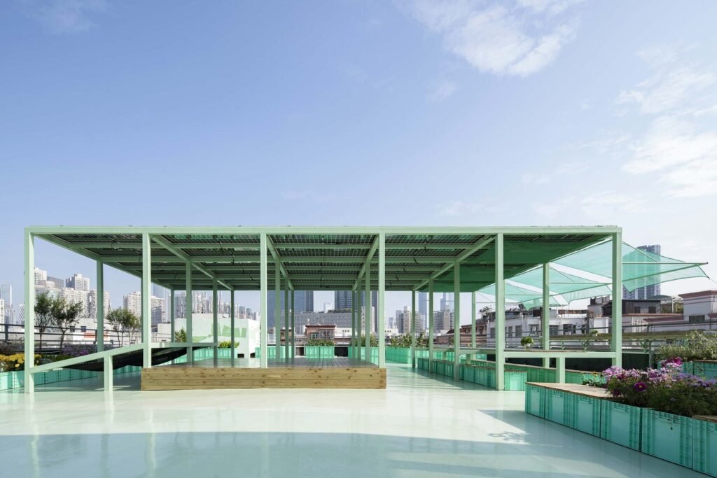 Auginti savo daržą ir ilsėtis galima ir ant daugiabučio stogo 5 03 ©吴嗣铭