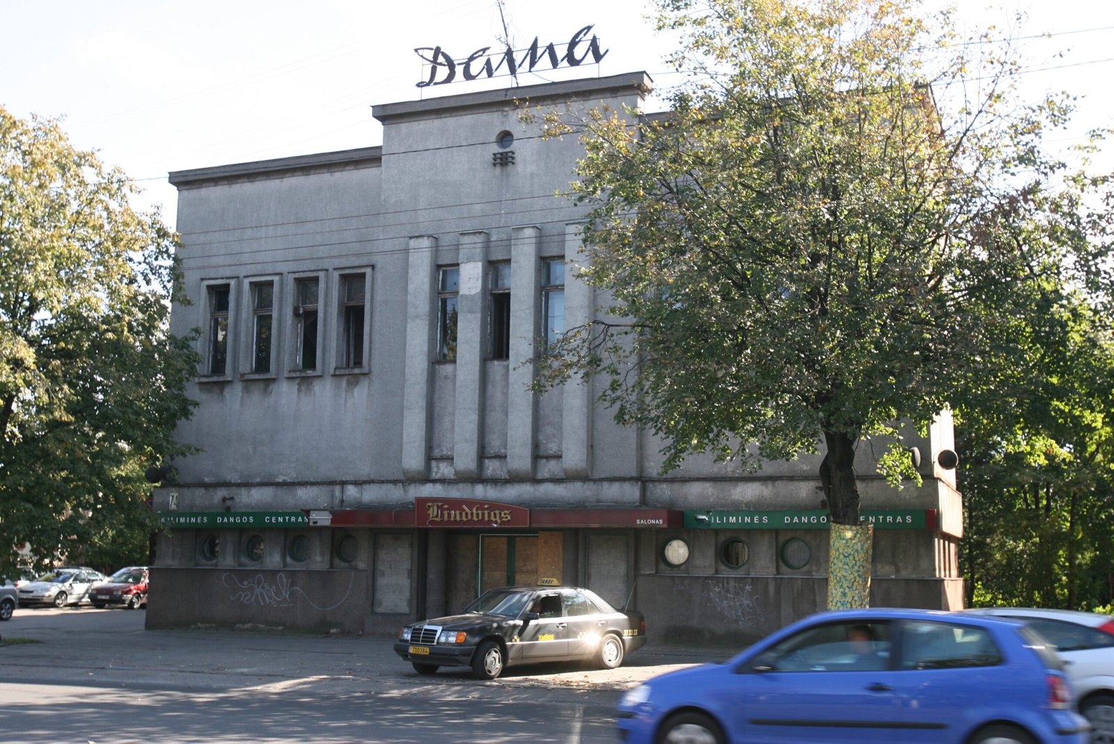 Dainos kino teatro renovacija