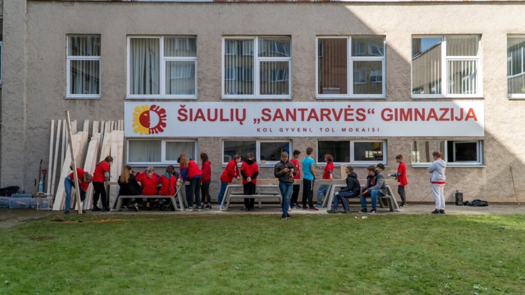 „Keliaujancios architekturos dirbtuves Siauliu santarves gimnazijoje. Nuotr. aut. Julija Juknaite 2