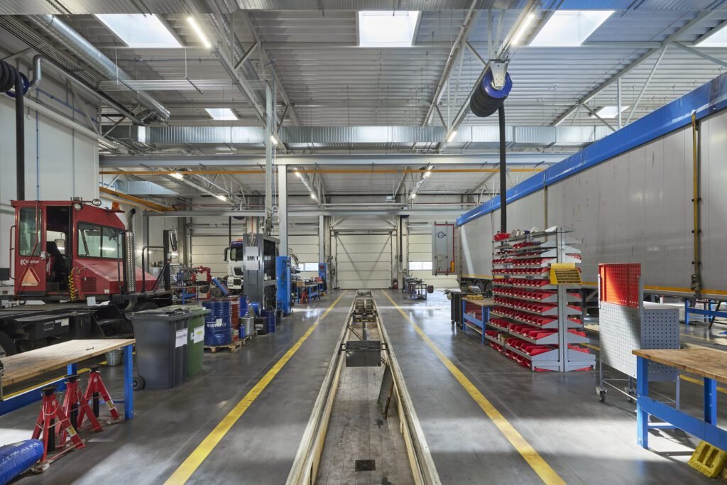 Naujas logistikos kompleksas Klaipėdoje – aukščiau pakelta išraiškos, tvarumo ir patogumo kartelė 6 10 2L T86 ┬⌐Norbert Tukaj 2408