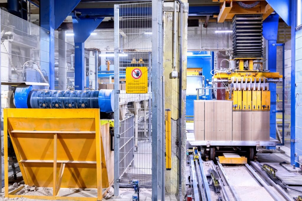 „Silikatui“ – 70: nuo pokarinės gamyklos iki moderniausių įrenginių ir technologijų 9 2024 07 01 9999 56 Edit