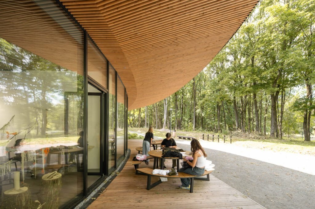 Kūrybiškumo centras „Pragiedruliai“ išrinktas geriausiu rekreacinės architektūros projektu 5 PUPA Pragiedruliai © Aiste Rakauskaite 2