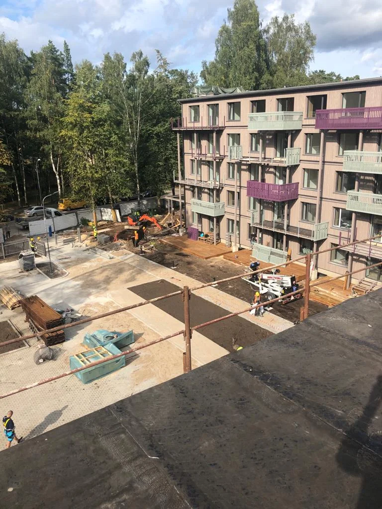 🟢 Iš bjauriojo ančiuko į gulbę – renovacija balkonais 17 Statybu procesas. Nuotr. anzage