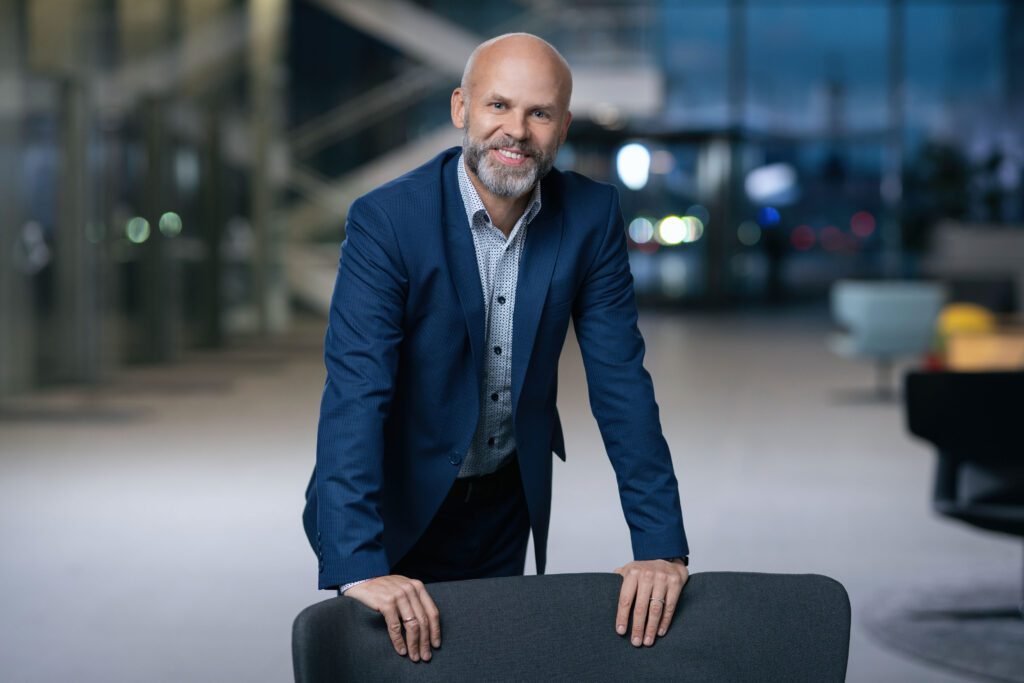 Išskirtinė pastato apdaila neturi būti brangi – unikaliems fasadams pasitelkia ir šluotą 5 Linas Kevelaitis