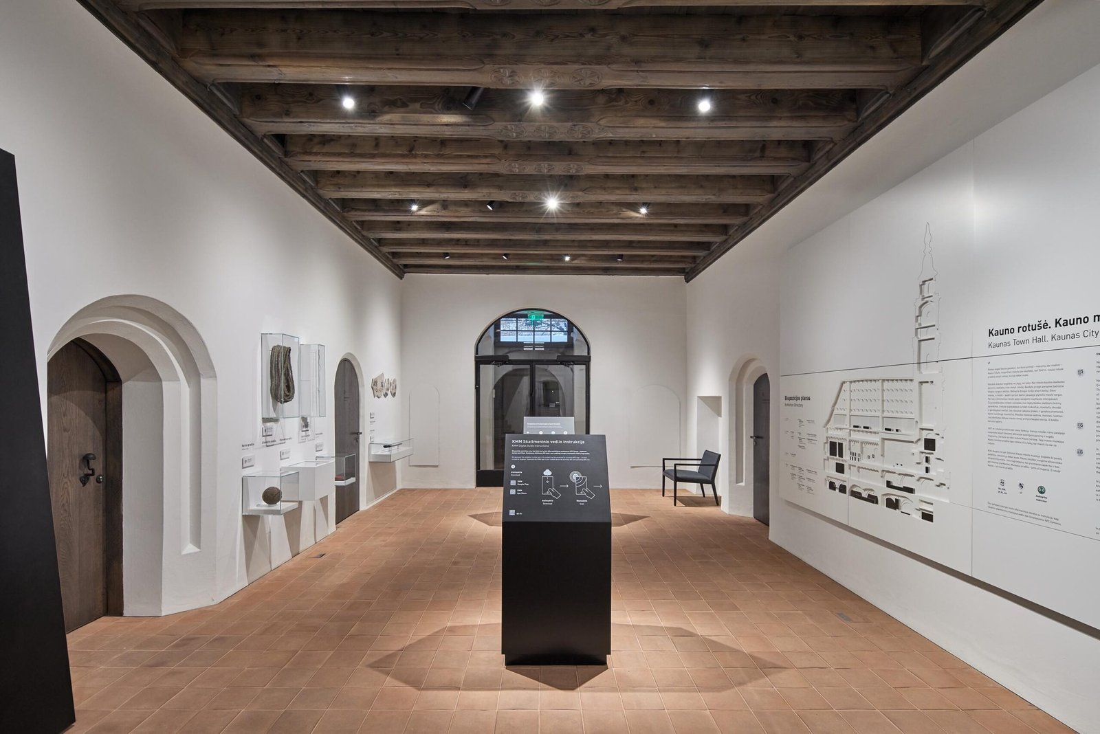 „Archbook“ mėnesio geriausias: „Processoffice“ apie architekto misiją paveldo objektuose 8 archbook projektas kauno rotuse rekonstrukcija architektai processoffice paveldas interjeras architektura kaunas ©Norbert Tukaj 7 scaled