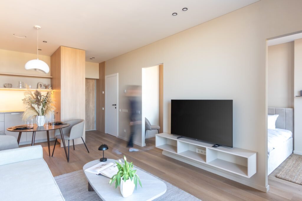 „Nemuno by CITUS“ komplekse siūlys išbaigtą „aparthotelio“ modelį ir M. K. Čiurlionio kūrybos motyvus 8 Nemunas by CITUS nuotrauka interjeras 17