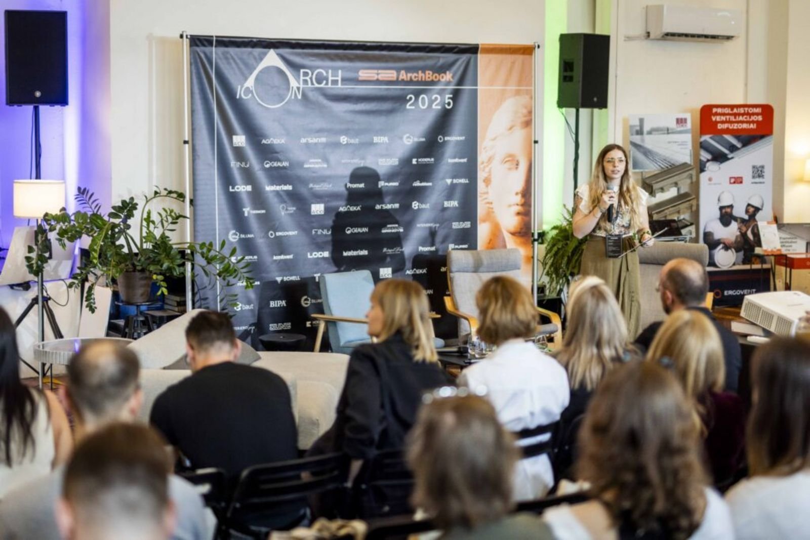 ARCHICON’25 renginyje architektūros srities atstovams – diskusijos apie tobulą tvarų miestą, visuomenės balsą ir geriausiųjų apdovanojimai 56 20250530SAArchBook3220