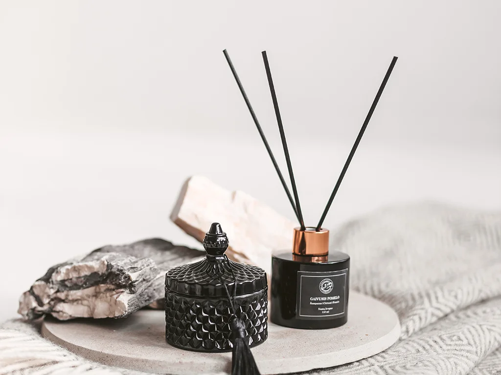 SPA atmosferos vonios kambaryje kūrimas: interjero dizainerė pataria 11 SPA kurimas namuose kvapais