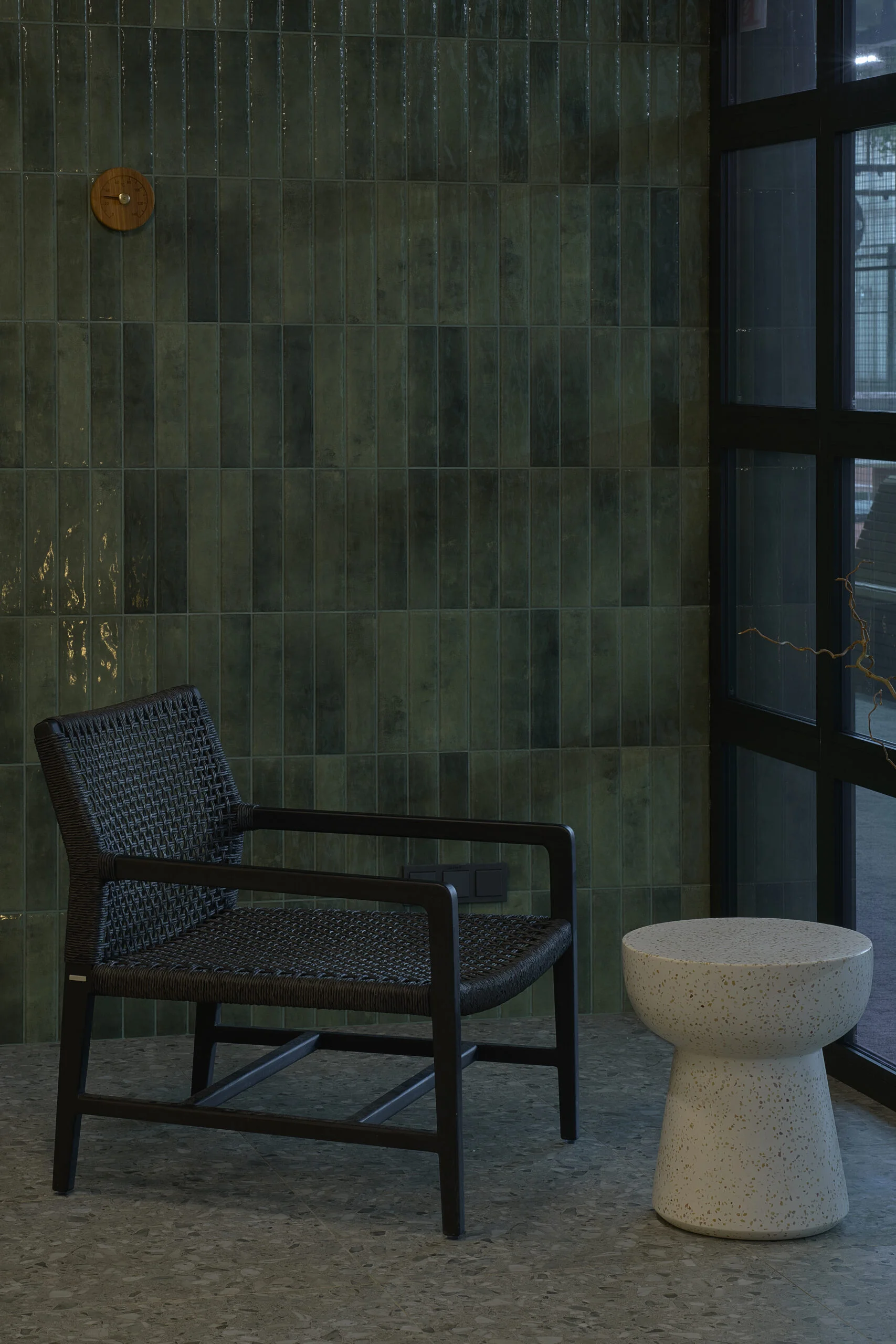 Nauji padelio kortai Vilniuje: dialogas tarp atostogų dvasios ir industrinio pastato charakterio 13 mostai add 009 scaled