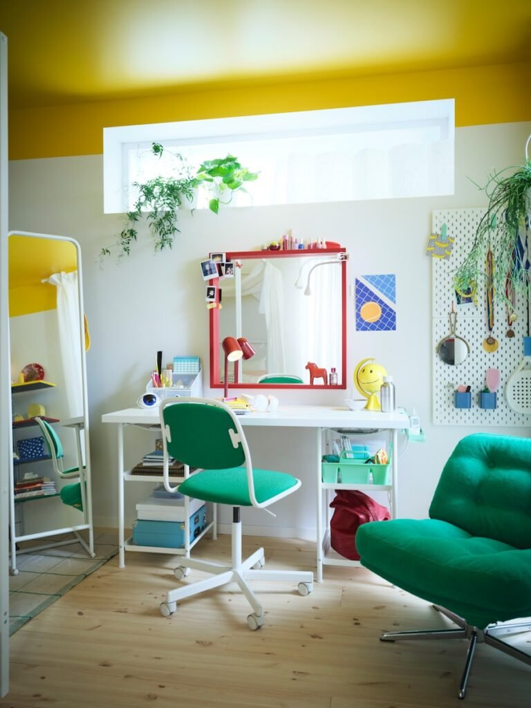 Darbo kampelis namuose 2