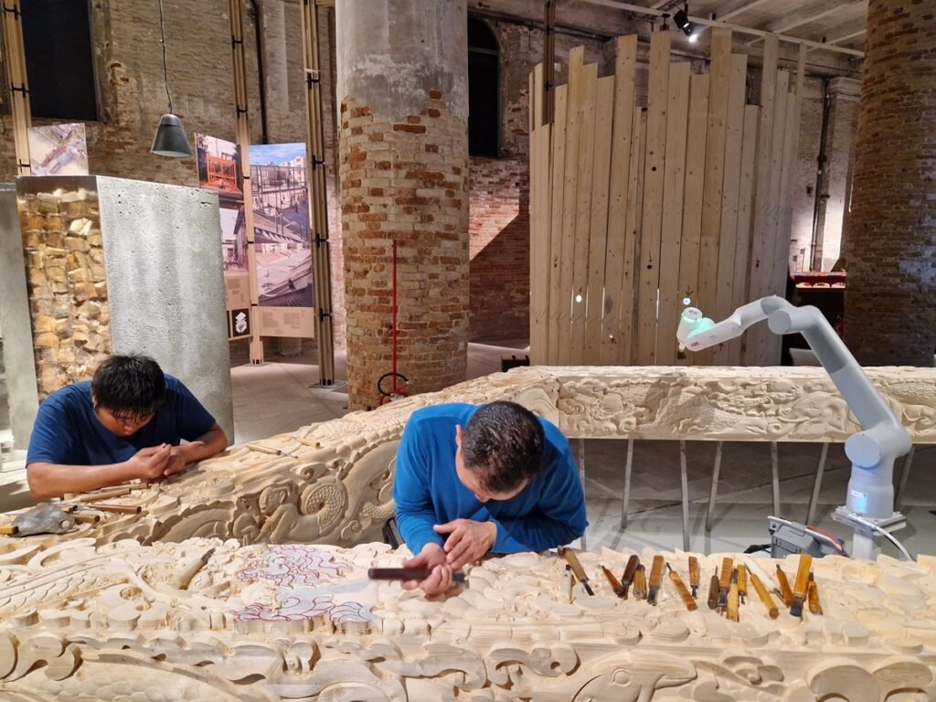 Pasaulio gelbėjimo scenarijai: Venecijos architektūros bienalė. I dalis 5 5 Ancient future