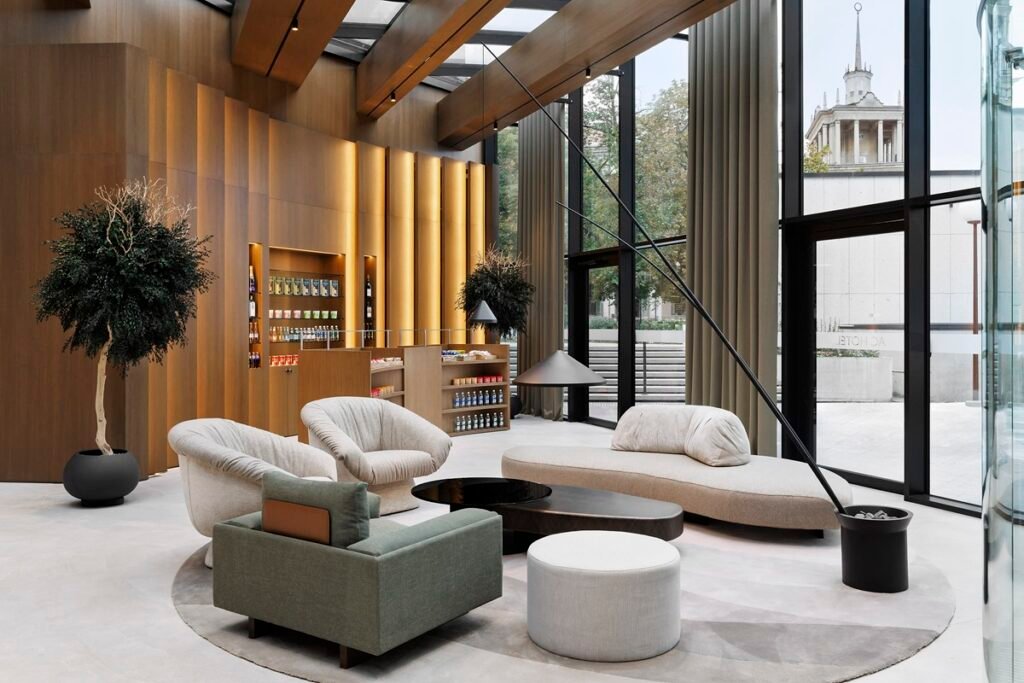 Atidarytas pirmasis Lietuvoje „AC Hotel by Marriott“ viešbutis 3 AC VNOAC Lobby 03