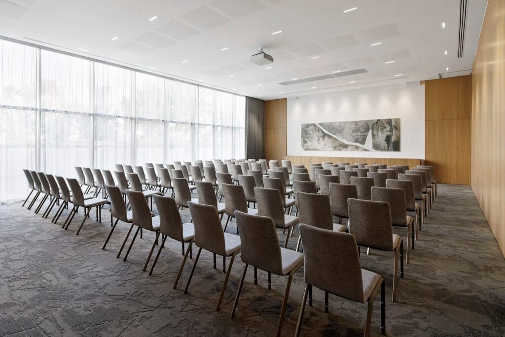 Atidarytas pirmasis Lietuvoje „AC Hotel by Marriott“ viešbutis 9 AC VNOAC Meeting Gaudi 03