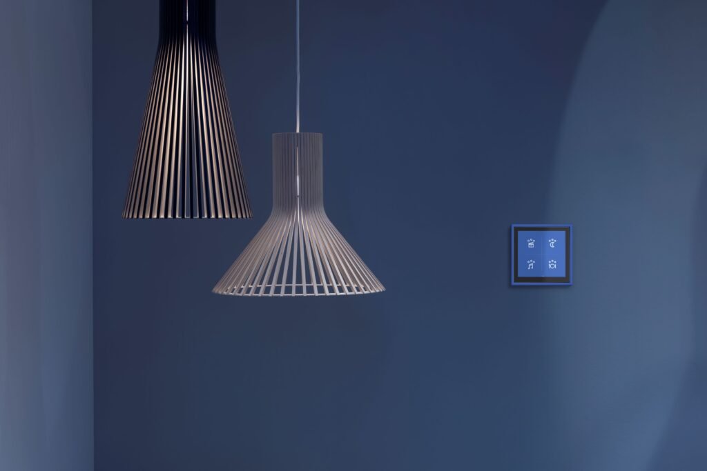 Efektyviau nei atskiri sprendimai JUNG photo