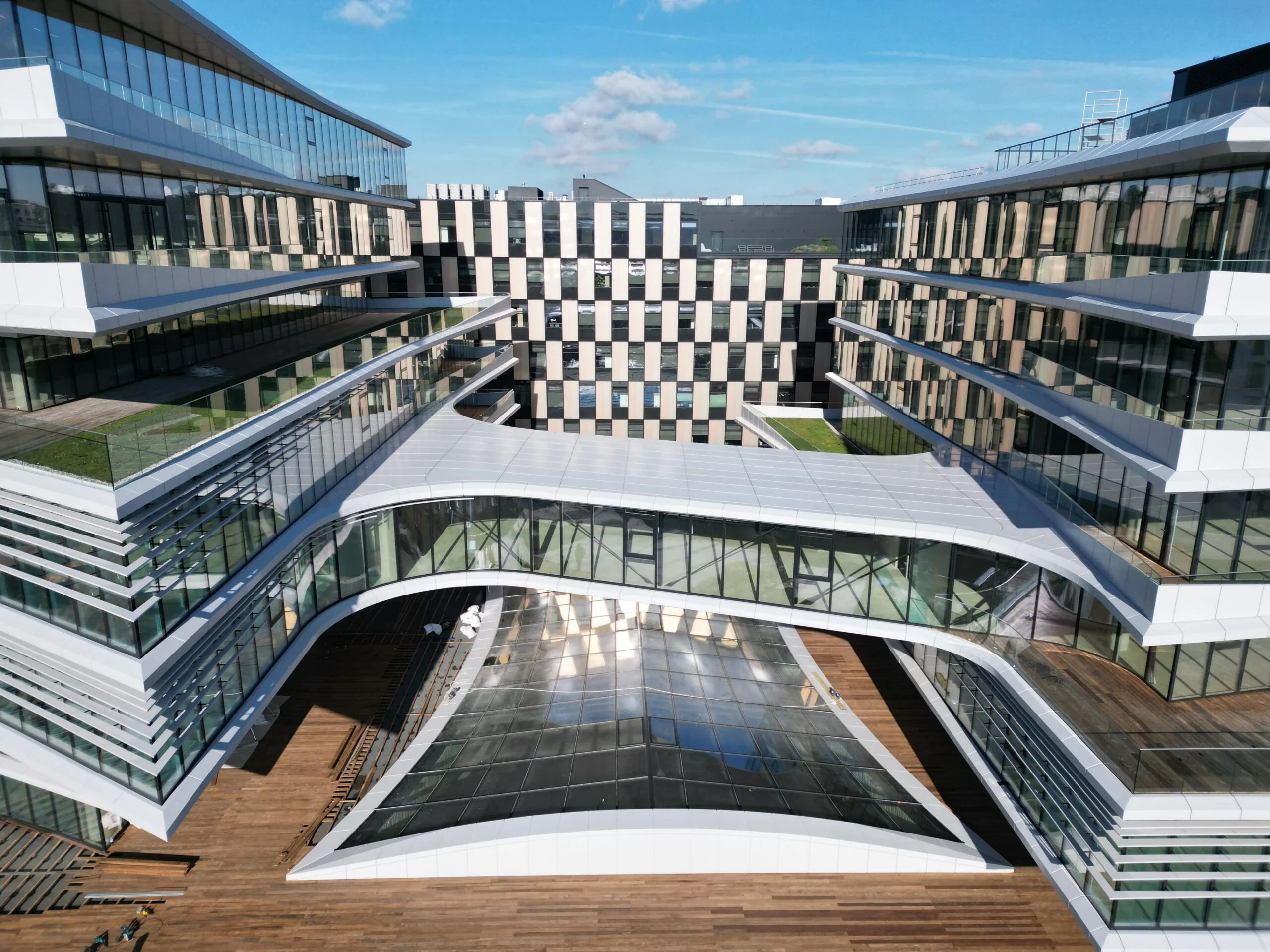 „Zaha Hadid Architects“ Vilniuje: „Business Stadium Central“ – naujas kokybės etapas sostinės širdyje 13 Business Stadium Central Zaha Hadid Architects 1 scaled