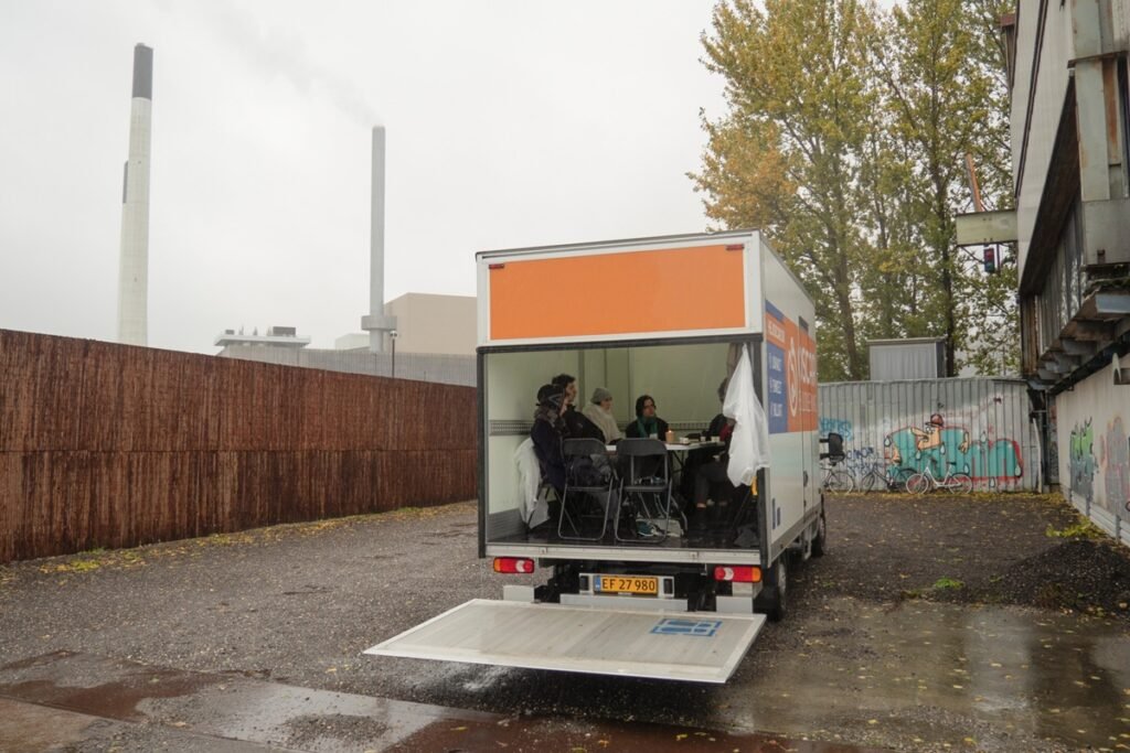 Parodoje „Reflektuojant gausą: Erdvės atvėrimo veiksmai“ – pertekliaus ir pakankamumo svarstymai 5 Eksperimentu platformos pristatymas Kopenhagoje. Eline Nesje nuotr. 3