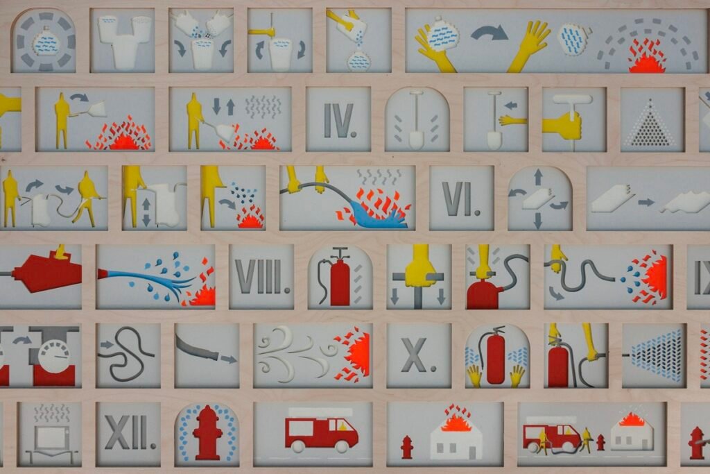 Namų dievai šiuolaikinėje architektūroje: ką saugome, kai kuriame saugumą? 11 Lares and Penates installation view photo Jacopo Salvi Zacheta archive 23