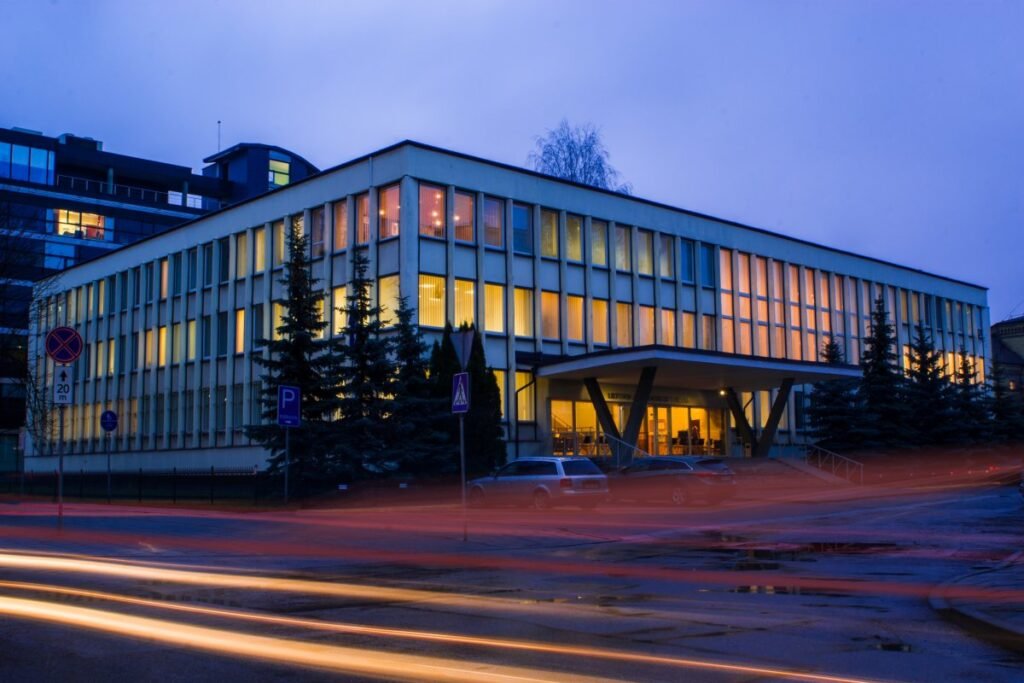 Lietuvos Aukščiausiojo Teismo pastato atnaujinimas įgauna pagreitį – skelbiamas projektavimo konkursas 3 Lietuvos auksciausiasis teismas architekturos atnaujinimo konkursas LAT