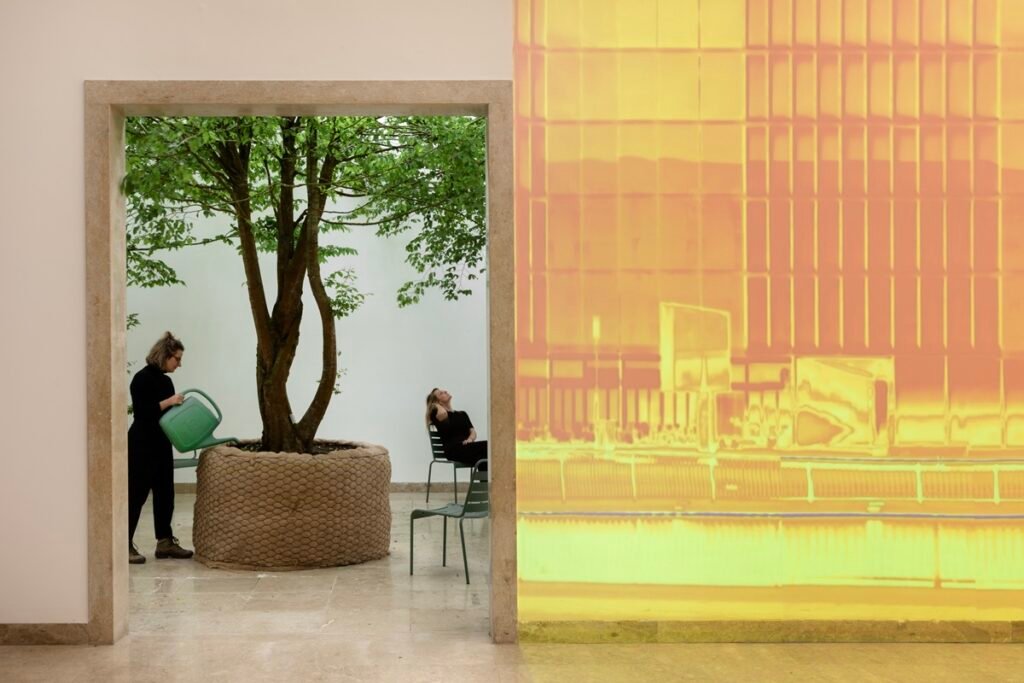 Karštis, kuris nebeleidžia miegoti: ką miestai pamiršo apie orą, vėją ir pavėsį 5 STRESSTEST©Patricia Parinejad Destress 03