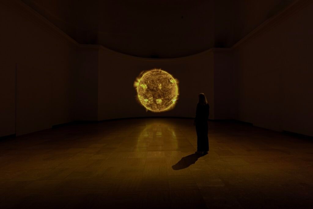 Karštis, kuris nebeleidžia miegoti: ką miestai pamiršo apie orą, vėją ir pavėsį 7 STRESSTEST©Patricia Parinejad Film 08