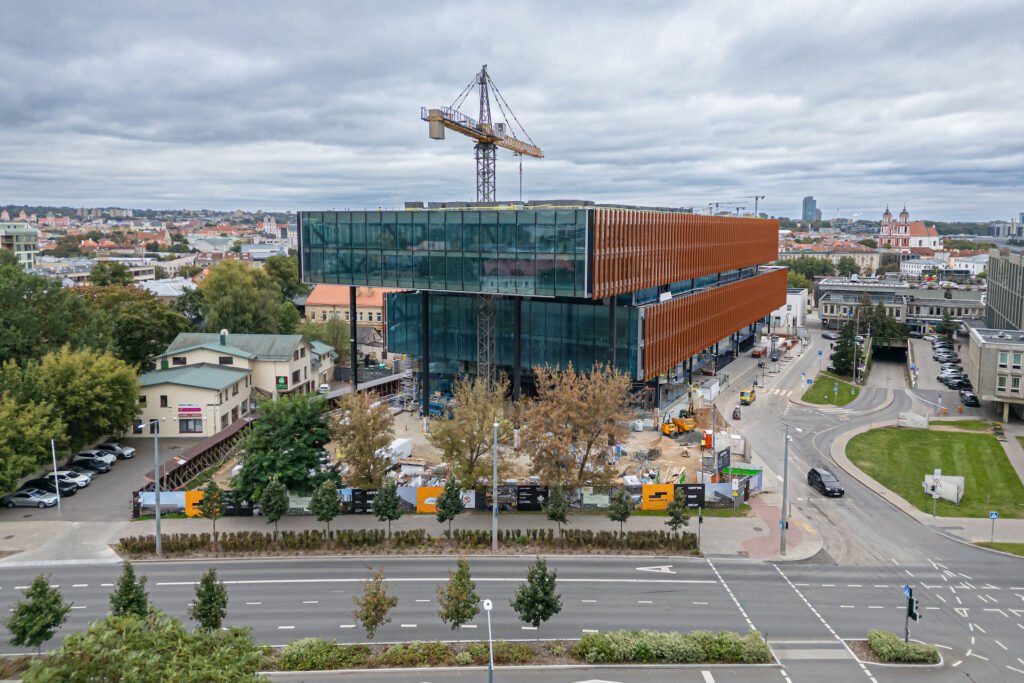 Kaip darbo erdvės veikia mūsų mąstymą ir kūrybiškumą? 4 Verslo centras SAVARZELE 2