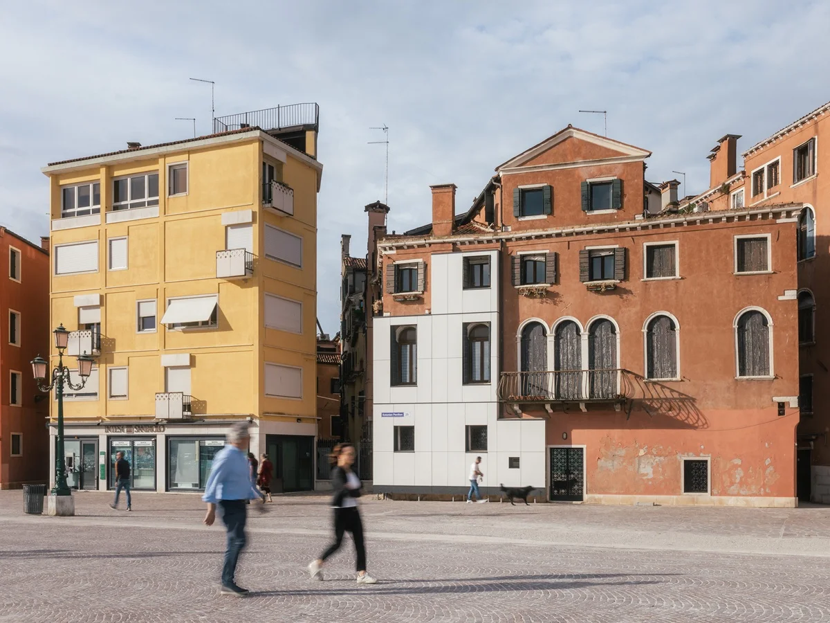 Ar gali renovacija ne tik šildyti, bet ir vienyti? 11 Estonian PAvillion