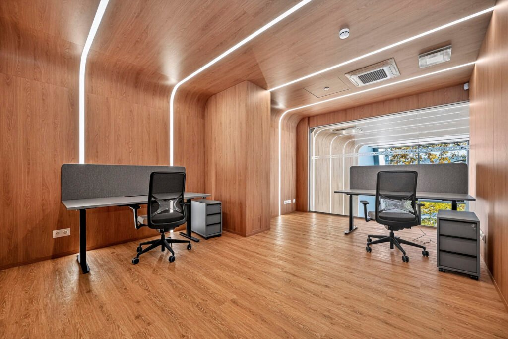 Sostinėje užbaigtos modernių „Kia“ ir „Škoda“ automobilių namų statybos 4 Kia3