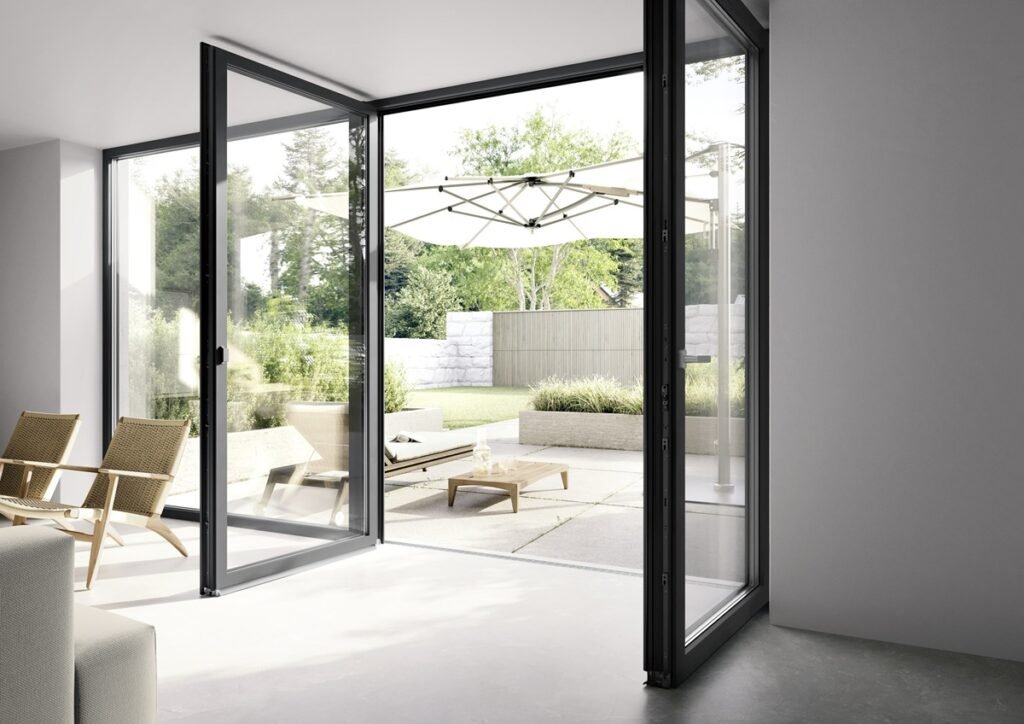 Langai, gerinantys pastato energinį efektyvumą 4 REHAU Window Solutions ARTEVO max 3 1