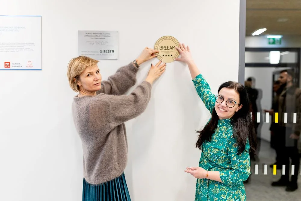 Vilnius – pirmasis Baltijos šalyse: BREEAM sertifikatai pirmą kartą suteikti viešojo sektoriaus mokyklai ir darželiui 2 Laura Joffe ir Monika Kelpsiene