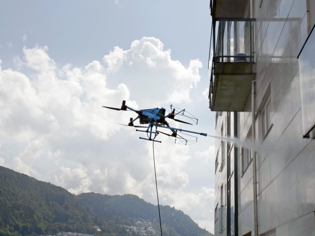 Moduliniai fasadų valymo robotai gali pakeisti įprastą valymo praktiką 6 P1007184 1