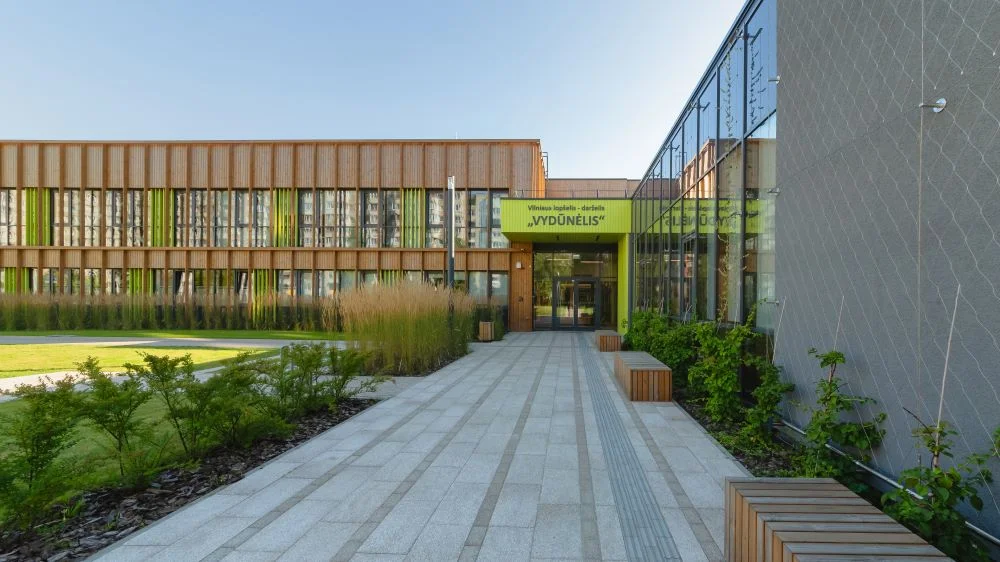Vilnius – pirmasis Baltijos šalyse: BREEAM sertifikatai pirmą kartą suteikti viešojo sektoriaus mokyklai ir darželiui 6 Zeldiniai prie Vydunelio Monos Avik nuotr 2