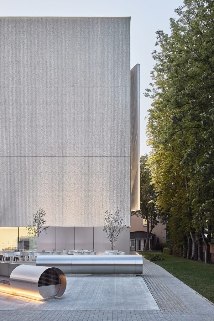 STASYS MUSEUM architektams - tarptautinis prestižinis įvertinimas: tarp 40 geriausiųjų Europoje 3 implmnt stasys museum 4