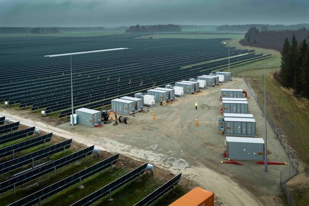 Energijos kaupiklių parko Anykščiuose projektas artėja prie pabaigos – taps vienu pirmųjų hibridinių parkų šalyje 2 original 522578 anyksciaibess 1