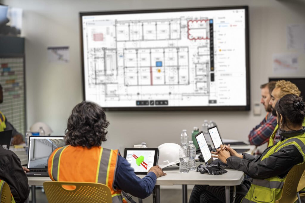 Duomenų chaosas statybos projektuose – problema, kuri kainuoja laiką ir pinigus 2 Nemokamas vebinaras - statybos projekto duomenų valdymas