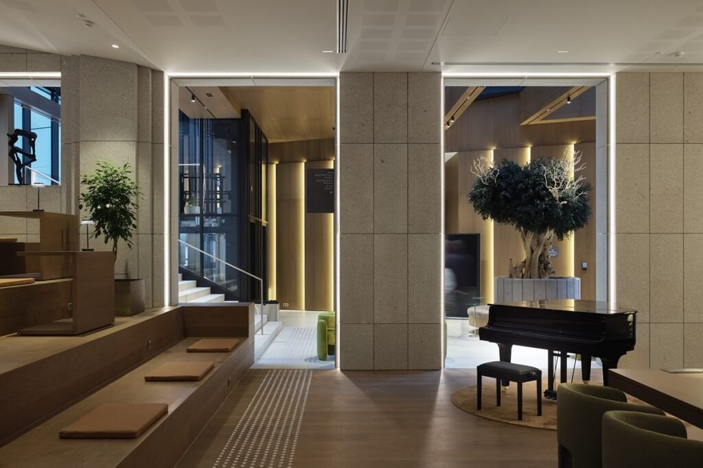 AC Hotel by Marriott Vilnius“: laikui nepavaldus viešbučio interjeras 15 nordinaryarchitects achotelvilnius ©Norbert Tukaj 5807