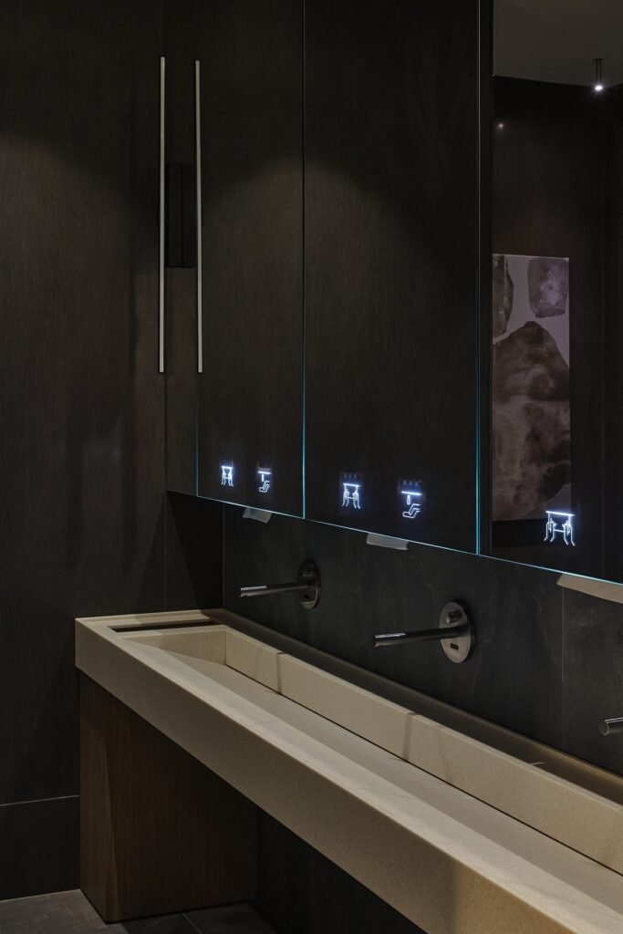 AC Hotel by Marriott Vilnius“: laikui nepavaldus viešbučio interjeras 16 nordinaryarchitects achotelvilnius ©Norbert Tukaj 5880