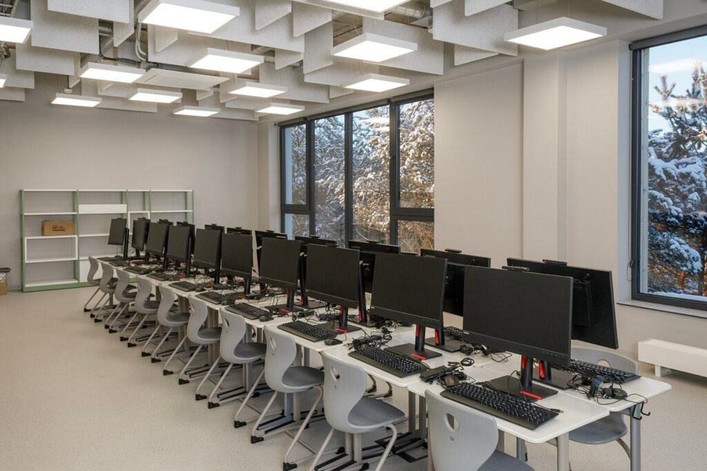 Atidarytas „Šiaurės licėjaus“ mokyklos, darželio ir baseino kompleksas 6 original 523812 atidarymoakimikos siaureslicejausnuotrauka 10