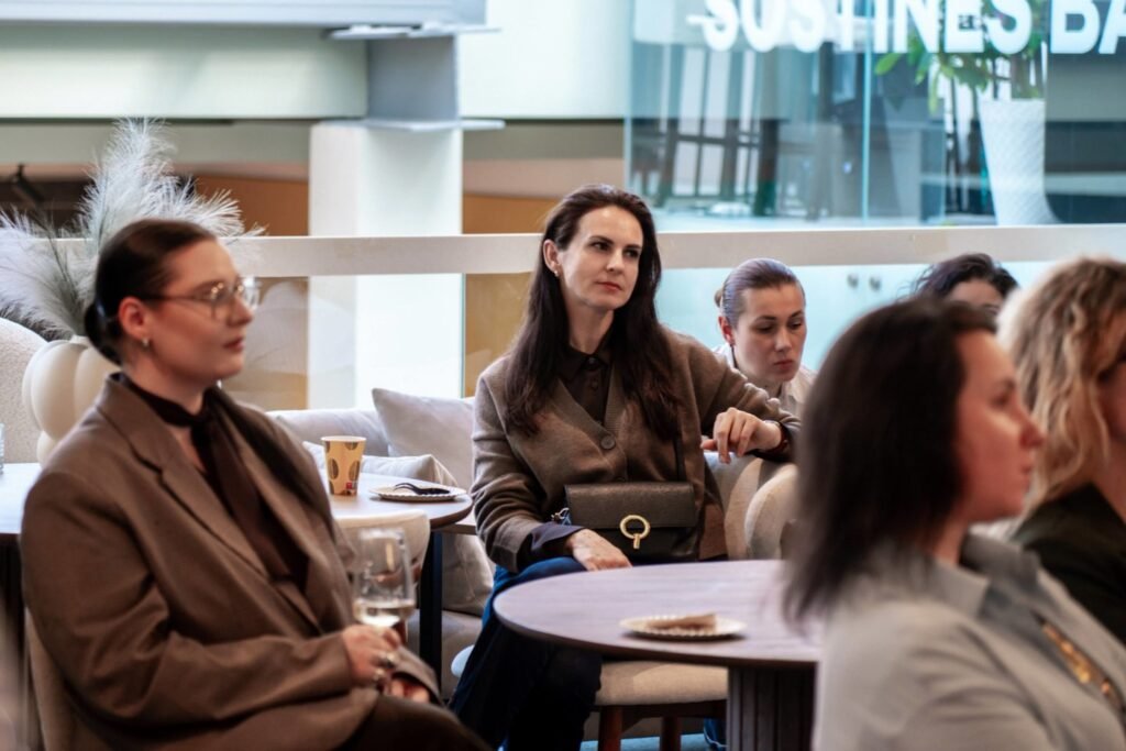 Naujas interjero salonas Vilniuje: erdvė dizaineriams ir architektams 11 „Vestetti“ ir „Mano sofa“ interjero salono atidarymas Vilniuje