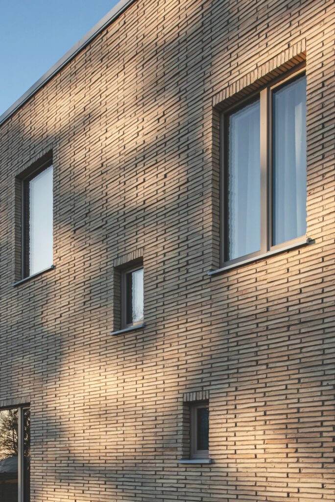 Inovacijos architektūroje naudojant tikras, tvarias ir laiko patikrintas medžiagas 2 AUDRA 03 Lina Adi