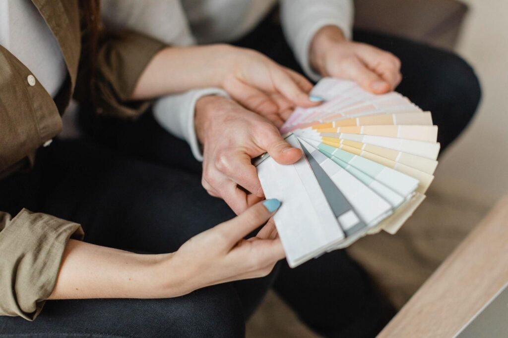 Kodėl gražūs namai vis tiek nejaukūs? Ką pamirštame kurdami interjerą? 3 Apdaila spalvos