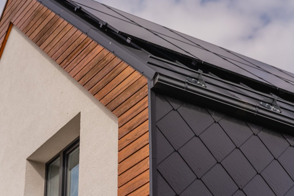 „Cedral“ dailylentės bei stogo ir fasado plokštelės: ką privalo žinoti kiekvienas montuotojas? 7 DSC02603